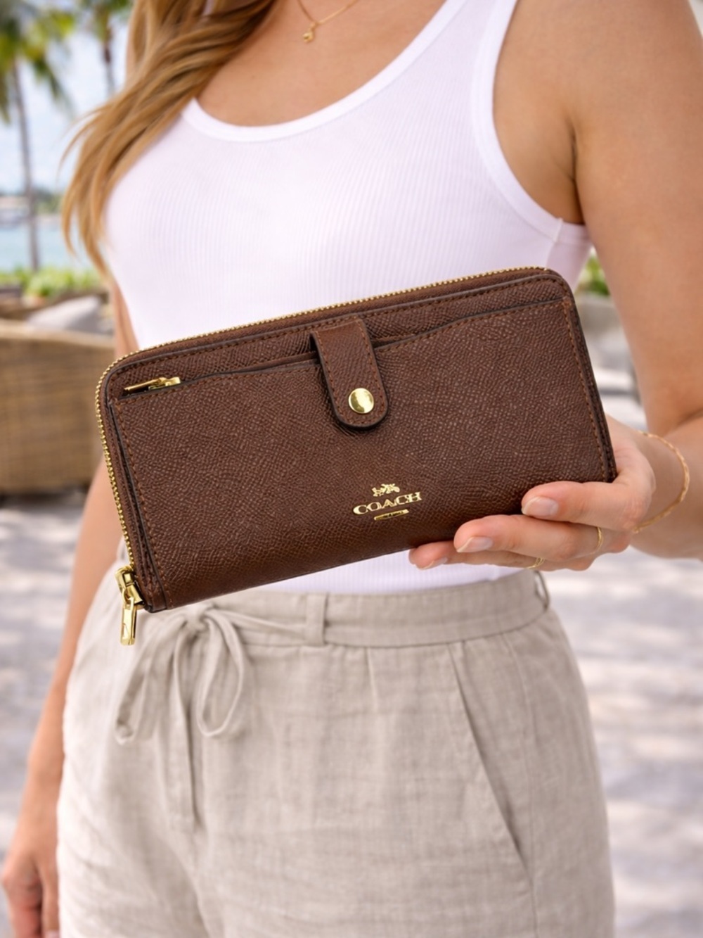 Coach Brown Crossgrain Leather Zip Around Wallet Snap Tab Gold Hardware